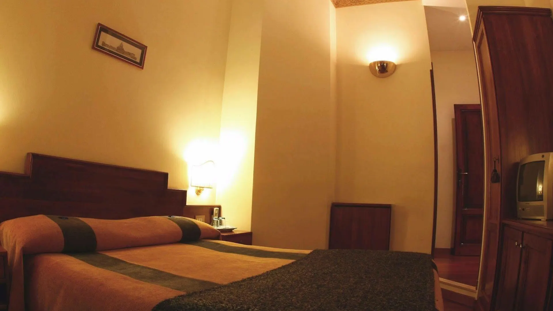 Al Colonnato Di San Pietro Bed & Breakfast Rome