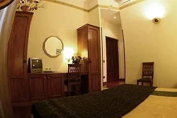 ***  Al Colonnato Di San Pietro Bed & Breakfast Rome Italy