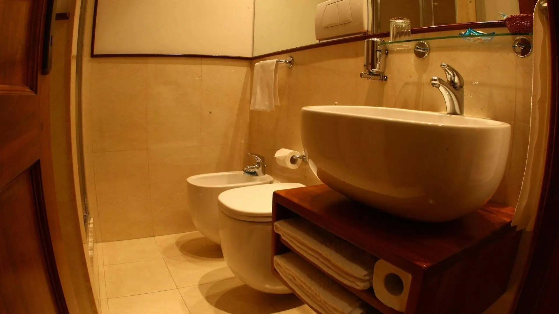 Al Colonnato Di San Pietro Bed & Breakfast Rome
