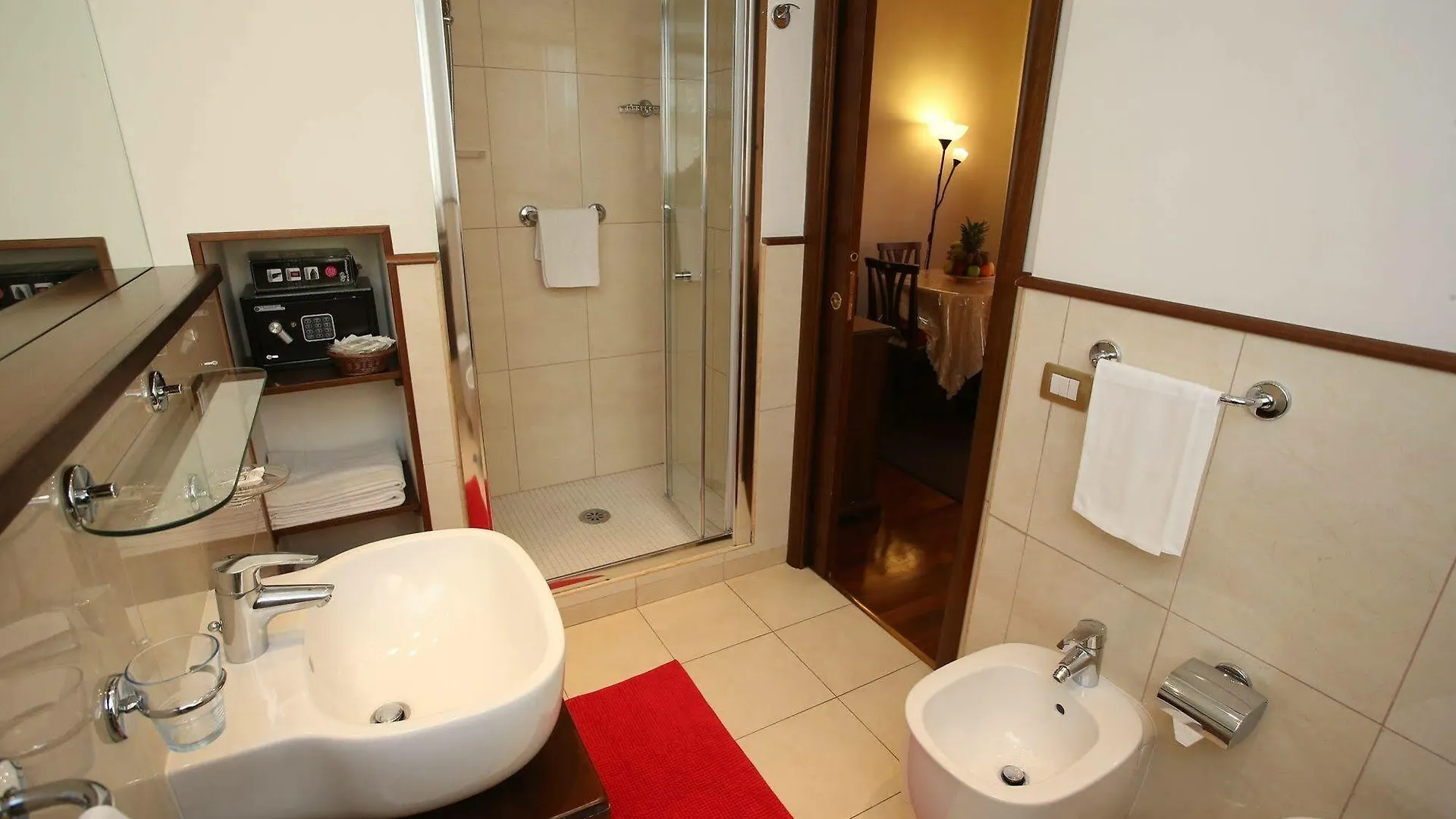 Al Colonnato Di San Pietro Bed & Breakfast Rome