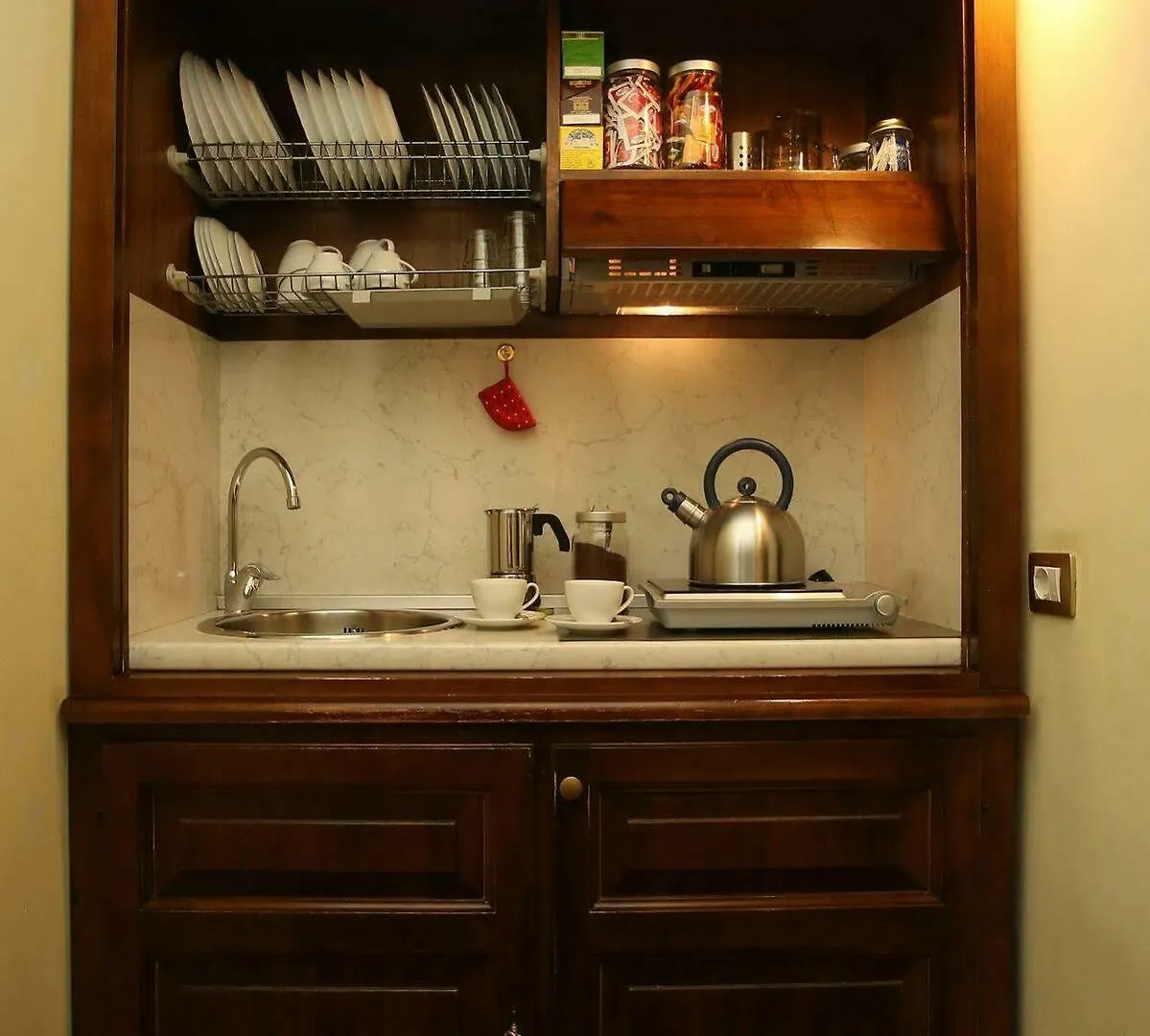 Al Colonnato Di San Pietro Bed & Breakfast Rome 3*,  Italy
