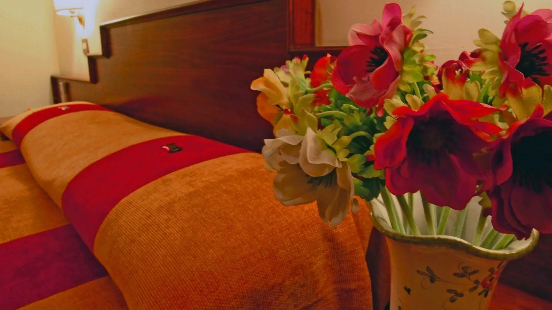 Al Colonnato Di San Pietro Bed & Breakfast Rome 3*,
