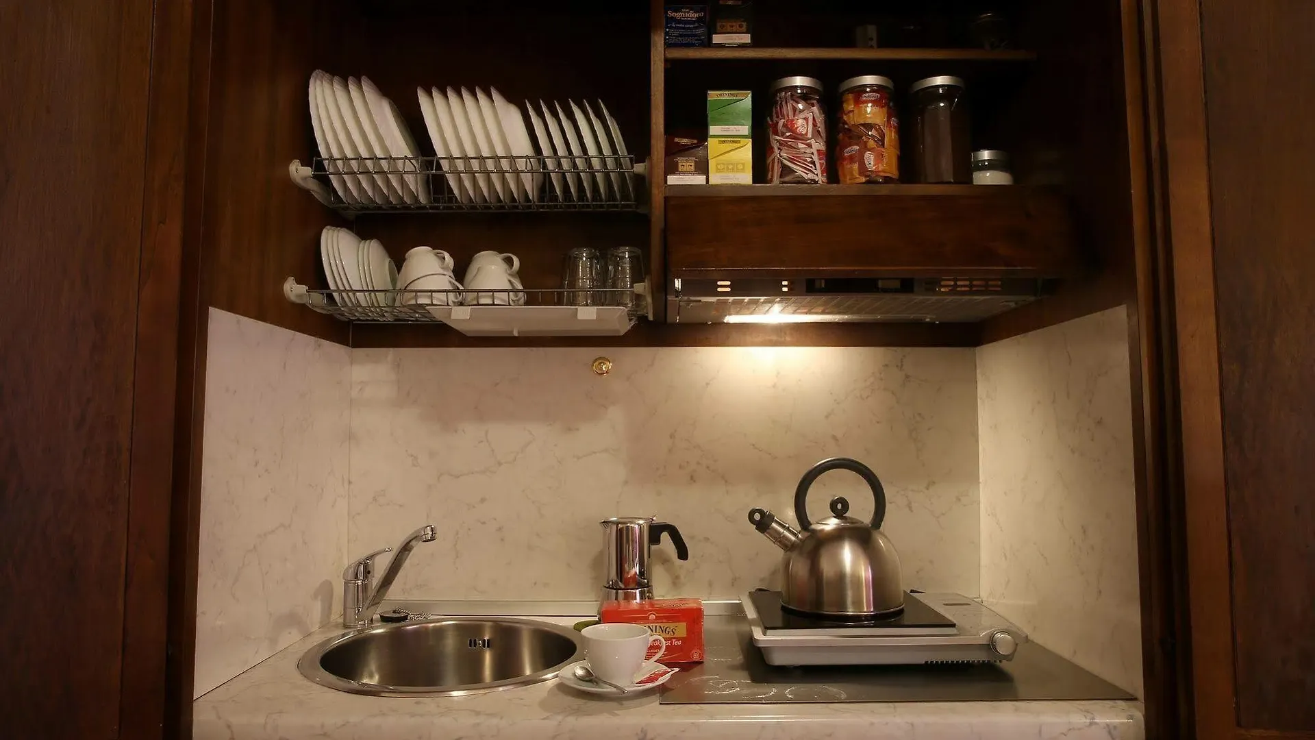 Al Colonnato Di San Pietro Bed & Breakfast Rome Italy